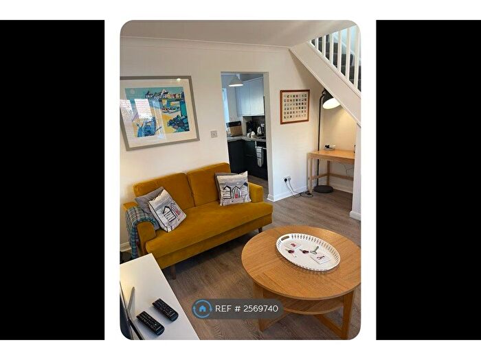 2 Bedroom Semi Detached House To Rent In Barchams Yard, Sheringham, NR26