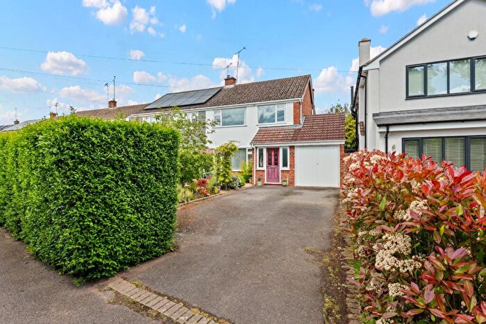 4 Bedroom Semi Detached House For Sale In Offchurch Road, Royal Leamington Spa, CV32