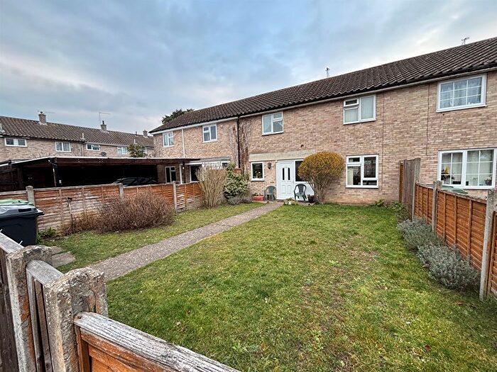4 Bedroom Terraced House For Sale In Elm Road, Thetford, IP24