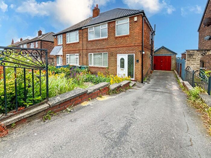 3 Bedroom Property To Rent In Soothill Lane, Soothill, Batley, WF17