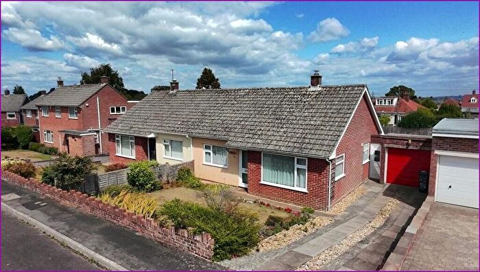 2 Bedroom Semi-Detached Bungalow For Sale In Barn Close, Crewkerne - Good Size Garden, TA18