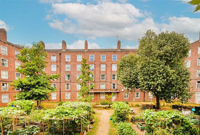 2 Bedroom Flat For Sale In Harper Road, Borough, SE1