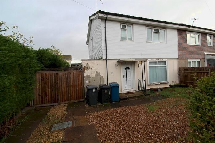 3 Bedroom Semi-Detached House To Rent In St. Marys Crescent, East Leake, Loughborough, LE12