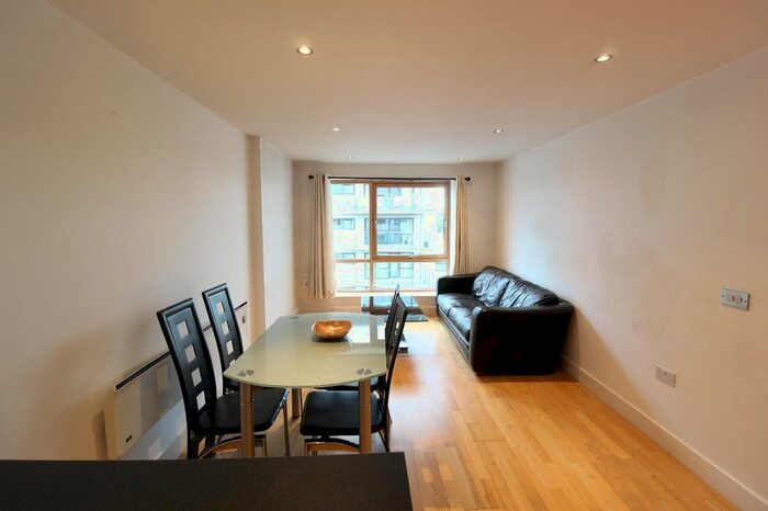 1 Bedroom Flat To Rent In The Boulevard, Leeds, West Yorkshire, Uk, LS10