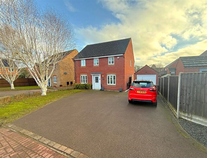 4 Bedroom Detached House For Sale In Newstead Way, Loughborough, Leicestershire, LE11