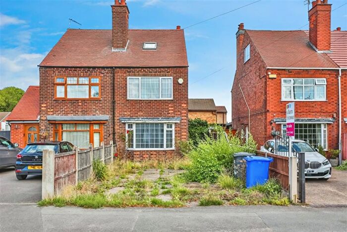 3 Bedroom Semi Detached House For Sale In Heanor Road, Ilkeston, DE7