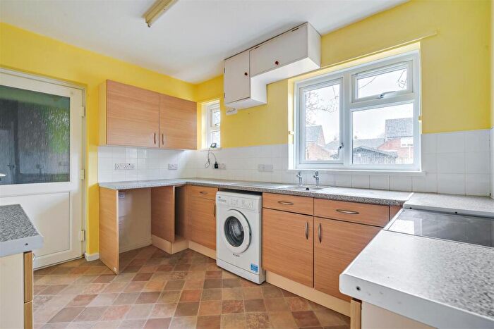 2 Bedroom Detached Bungalow For Sale In Coronation Close, Pewsey, SN9