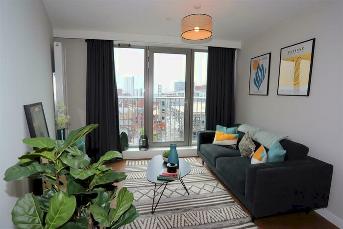 2 Bedroom Apartment To Rent In Broadside, Manchester, M4