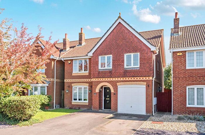 4 Bedroom Detached House For Sale In Nicolson Close, Tangmere, PO20