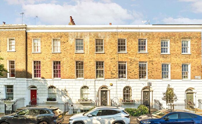 1 Bedroom Flat To Rent In St. Peter's Street, St. Peters Street, N1