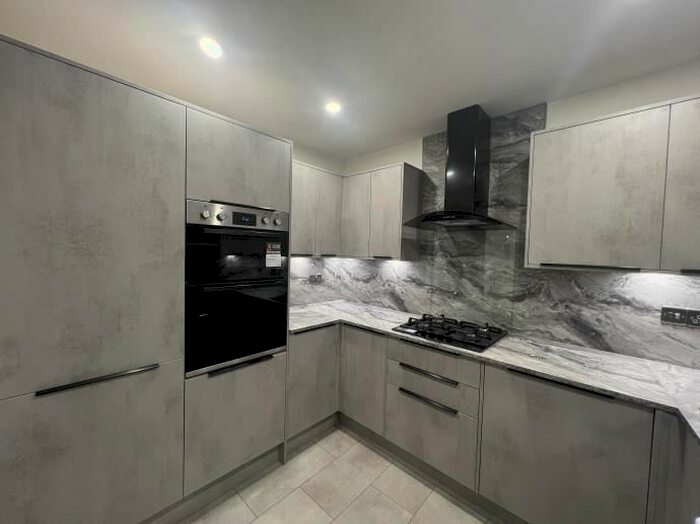 2 Bedroom Flat To Rent In /L, Union Street, Dundee, DD1