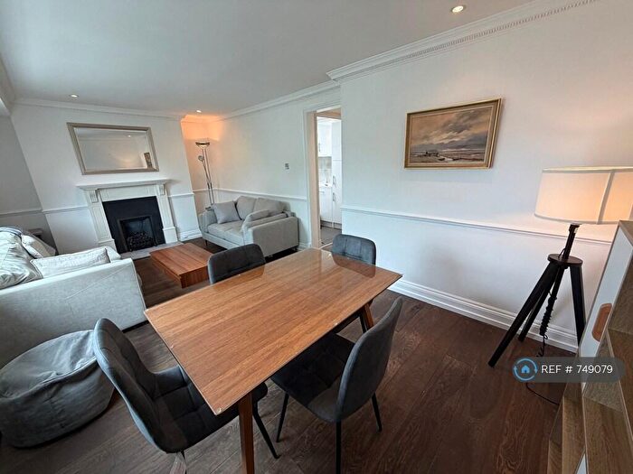 2 Bedroom Flat To Rent In Mulberry Lodge, Chelsea, SW10