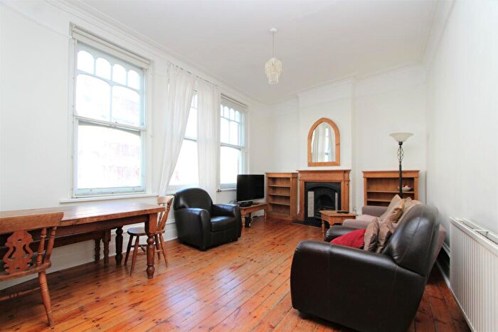 4 Bedroom Apartment To Rent In Muswell Hill Broadway, Muswell Hill, London, N10