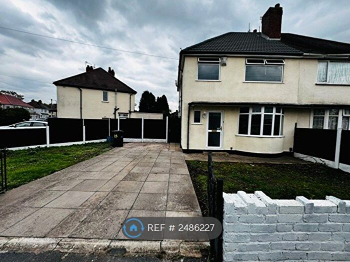 3 Bedroom Terraced House To Rent In Marmion Grove, Dudley, DY1