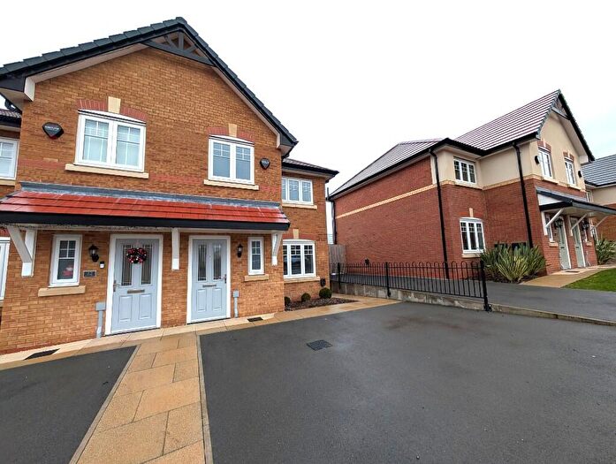 3 Bedroom Semi Detached House To Rent In Amethyst Drive, Poulton-Le-Fylde, Lancashire, FY6