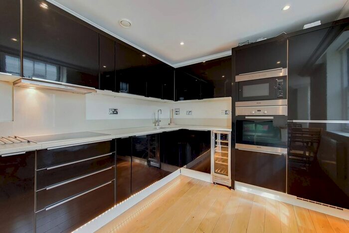 2 Bedroom Flat To Rent In Huntley Street, Bloomsbury, London, WC1E