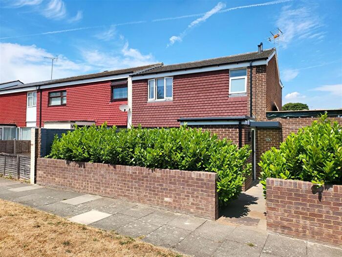 4 Bedroom End Of Terrace House To Rent In Betsham Road, DA8