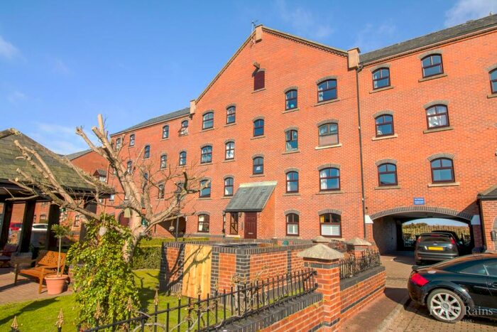 2 Bedroom Apartment To Rent In Telfords Quay South Pier Road, Ellesmere Port, CH65