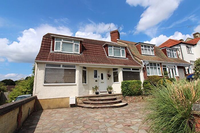 4 Bedroom Semi-detached House For Sale In Chipstead Way, Banstead, SM7