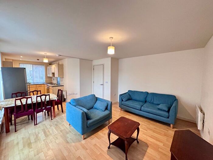 2 Bedroom Flat To Rent In The Pavillion, Russell Road, NG7