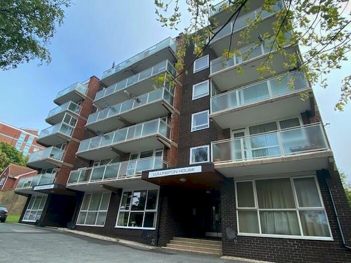 2 Bedroom Flat To Rent In Upperton Road, Eastbourne, BN21