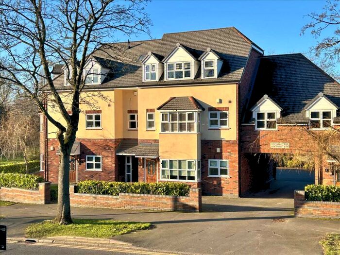 2 Bedroom Apartment To Rent In Dingleside, Cole Valley Road, Birmingham, B28
