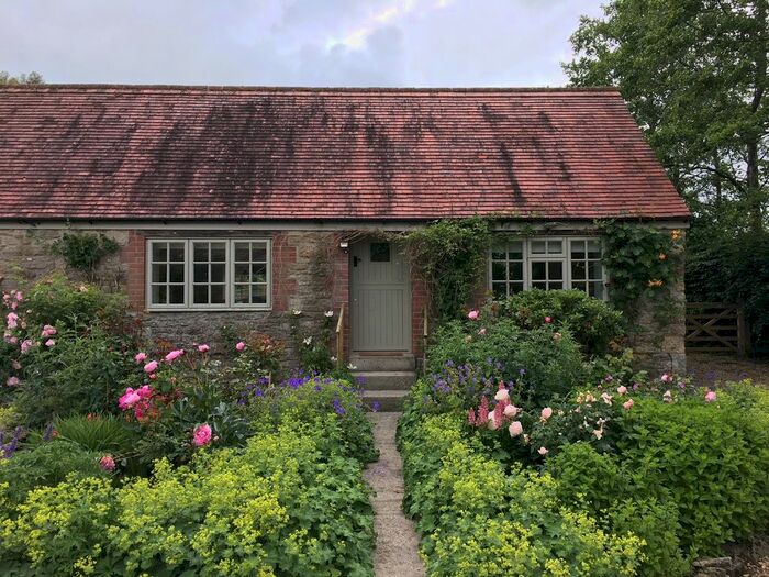 1 Bedroom Cottage To Rent In Shaftesbury Lane, Stoke Trister, BA9