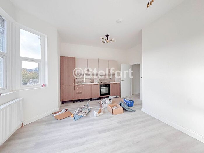 1 Bedroom Flat To Rent In Seven Sisters Road, London, N15