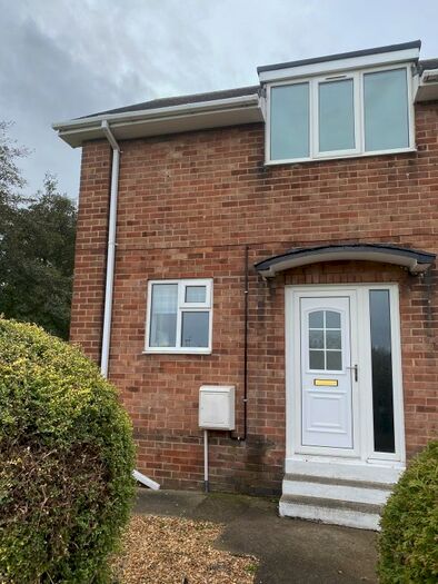 2 Bedroom Terraced House To Rent In Lennox Walk, Hartlepool, TS25