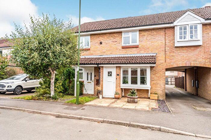 2 Bedroom House To Rent In Oakwood Close Midhurst, GU29