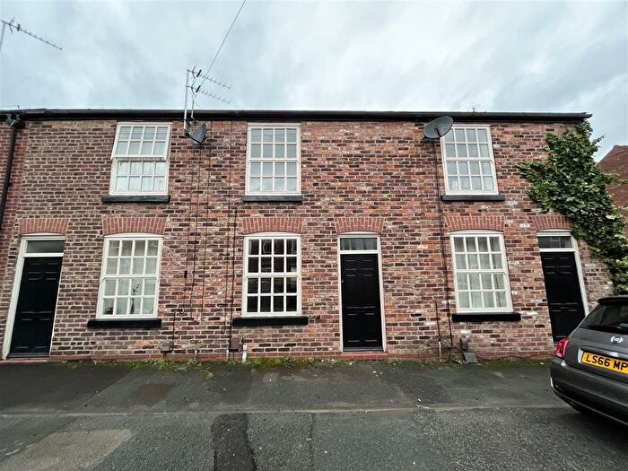 2 Bedroom Terraced House To Rent In Peter Street, Macclesfield, Cheshire, SK11