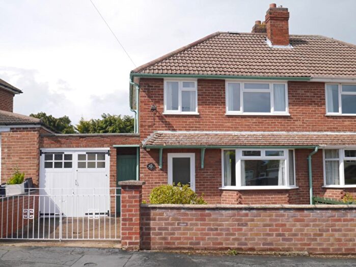 3 Bedroom Semi-Detached House To Rent In Highfield Avenue, Melton Mowbray, LE13