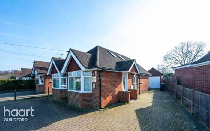 4 Bedroom Bungalow For Sale In Louis Fields, Guildford, GU3