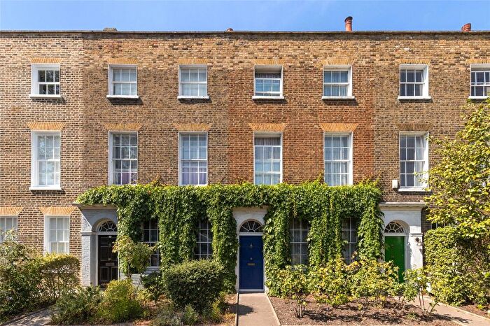 3 Bedroom Terraced House For Sale In South Lambeth Road, London, SW8