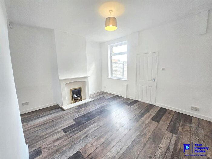 2 Bedroom House To Rent In Manchester Road, Worsley, Manchester, M28