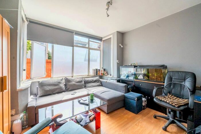 3 Bedroom Property To Rent In Cavendish Road, Colliers Wood, London, SW19