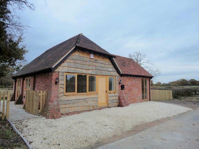 2 Bedroom Barn Conversion To Rent In Old Kineton Lane, Hockley Heath, Solihull, B94