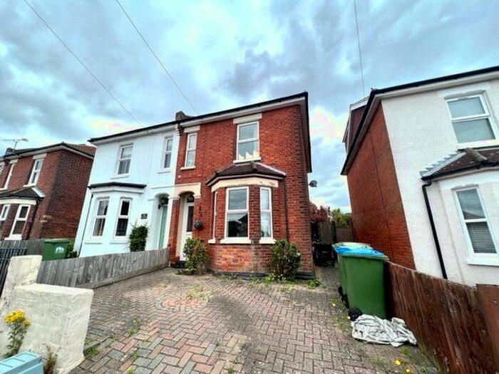 3 Bedroom Semi-Detached House To Rent In Newton Road, Southampton, Hampshire, SO18