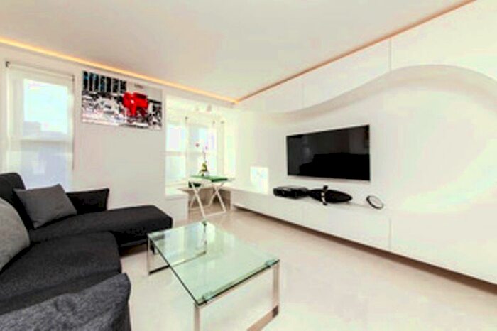 1 Bedroom Flat To Rent In Clarendon Road, Nottinghill Gate, London, W11