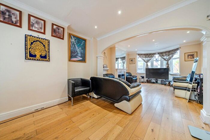 7 Bedroom Detached House For Sale In Le May Avenue, London, SE12