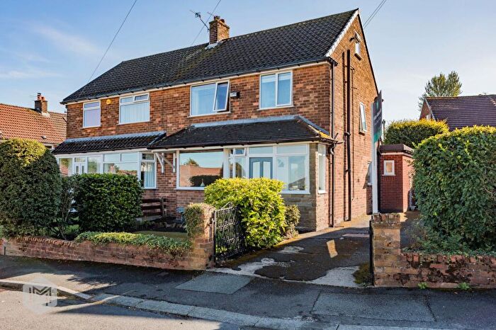 3 Bedroom Semi-Detached House For Sale In Gleaves Avenue, Bradshaw, Bolton, BL2
