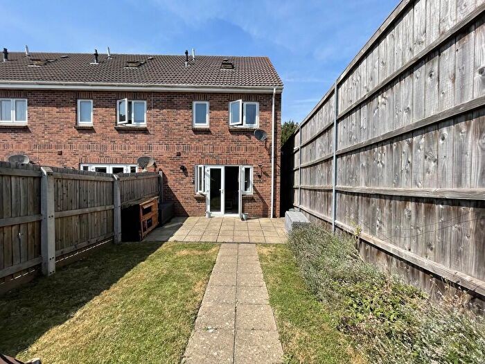 3 Bedroom End Of Terrace House To Rent In Wells Road, Glastonbury, BA6