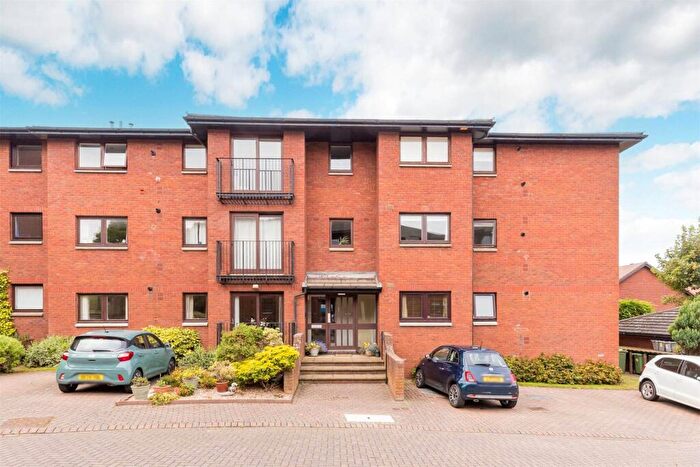 3 Bedroom Flat For Sale In Glasclune Court, North Berwick, East Lothian, EH39