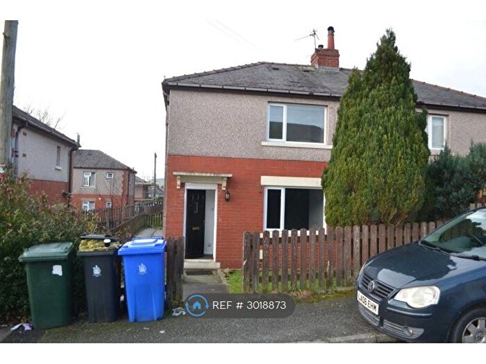 2 Bedroom Semi-Detached House To Rent In Walnut Avenue, Haslingden, Rossendale, BB4
