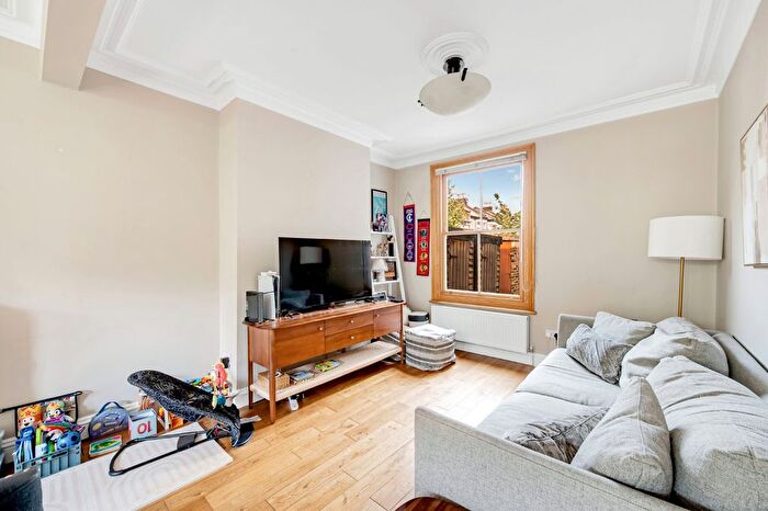 3 Bedroom End Of Terrace House To Rent In Devonshire Road, Chiswick, W4