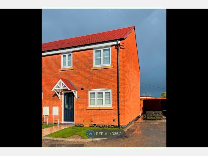 3 Bedroom Semi-Detached House To Rent In Nuneaton Road, Bulkington, CV12