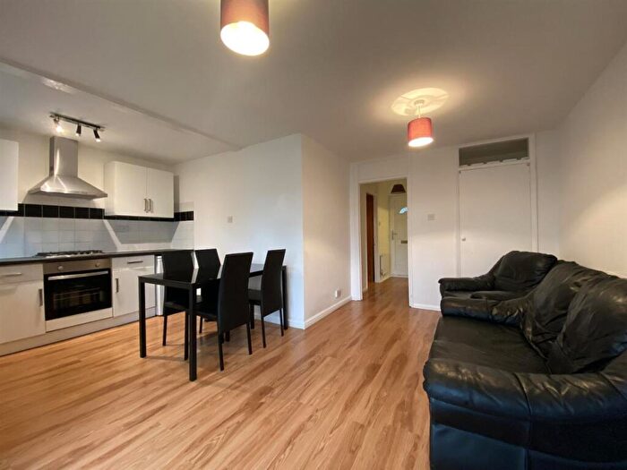 1 Bedroom Apartment To Rent In Invicta House, Rhodaus Close, Canterbury, CT1