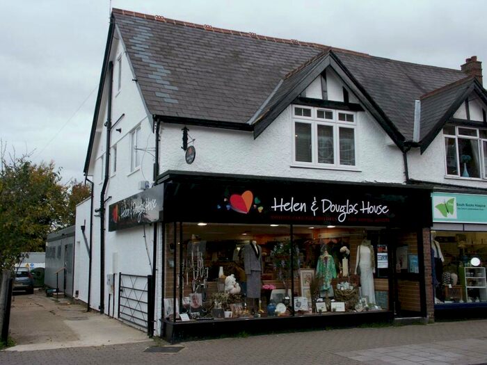 2 Bedroom Flat To Rent In Sycamore Road, Amersham, HP6