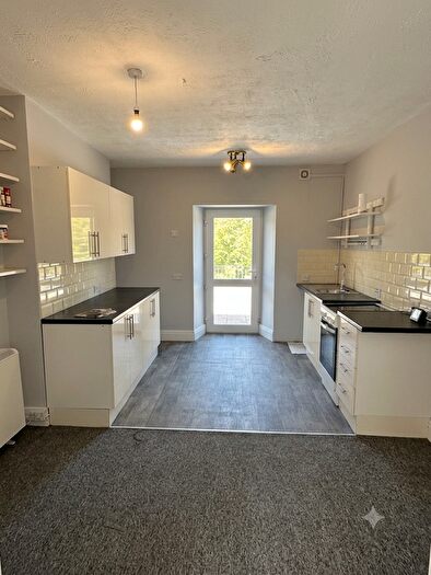 2 Bedroom Flat To Rent In Union Street, Torquay, TQ1