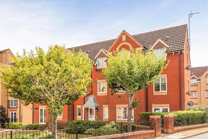 2 Bedroom Apartment For Sale In Arthurs Close, Emersons Green, Bristol, BS16